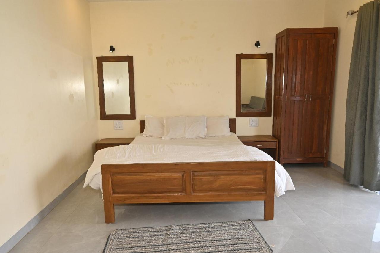 Shiv Parvati - 5 Bhk In 3*