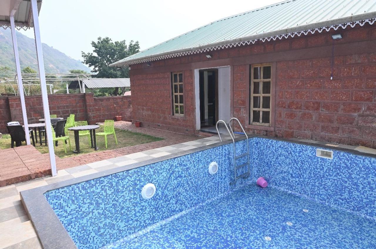 Hotel Shiv Parvati - 5 Bhk In Mahabaleshwar