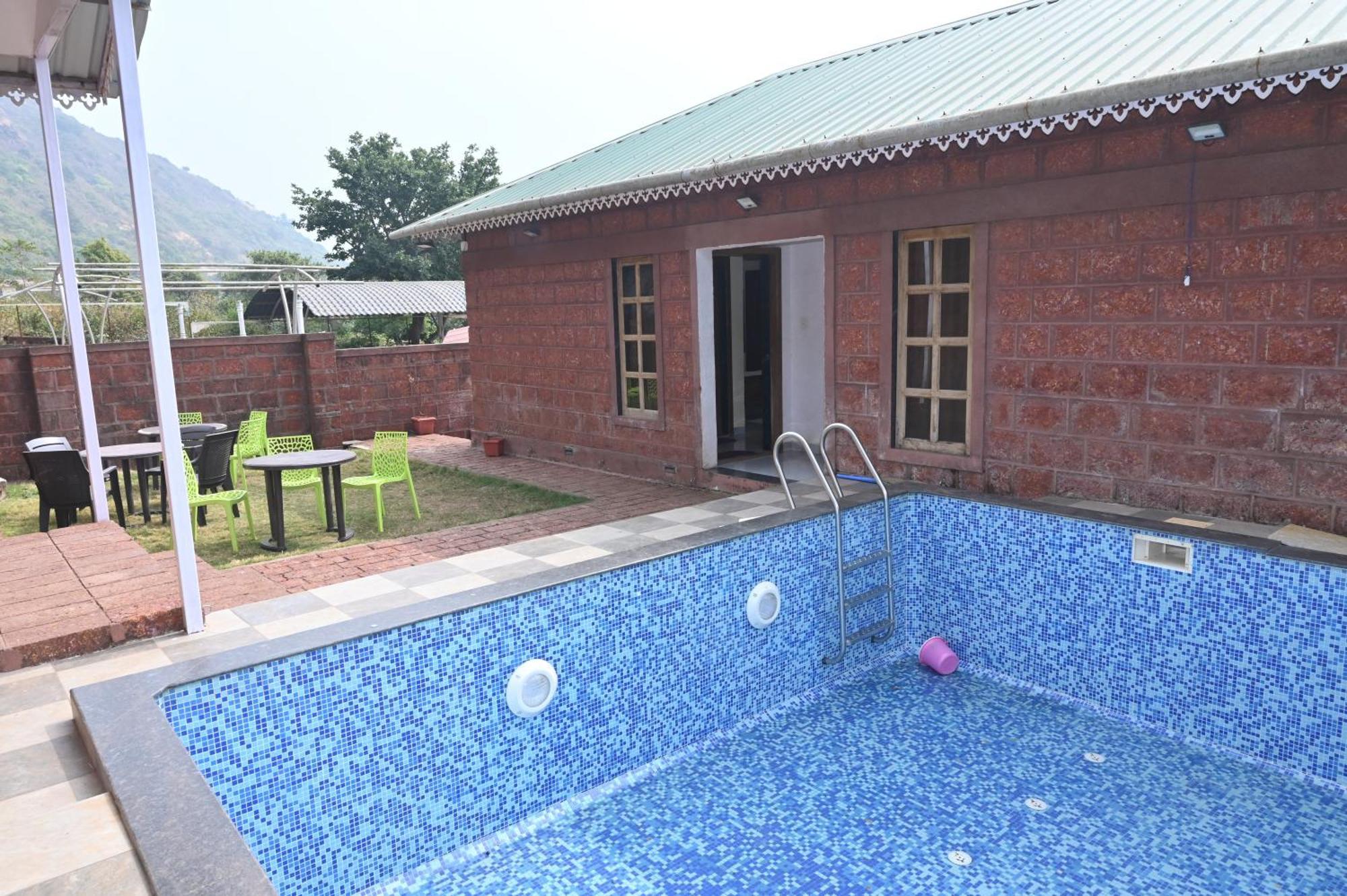 Shiv Parvati - 5 Bhk In Hotel Mahabaleshwar