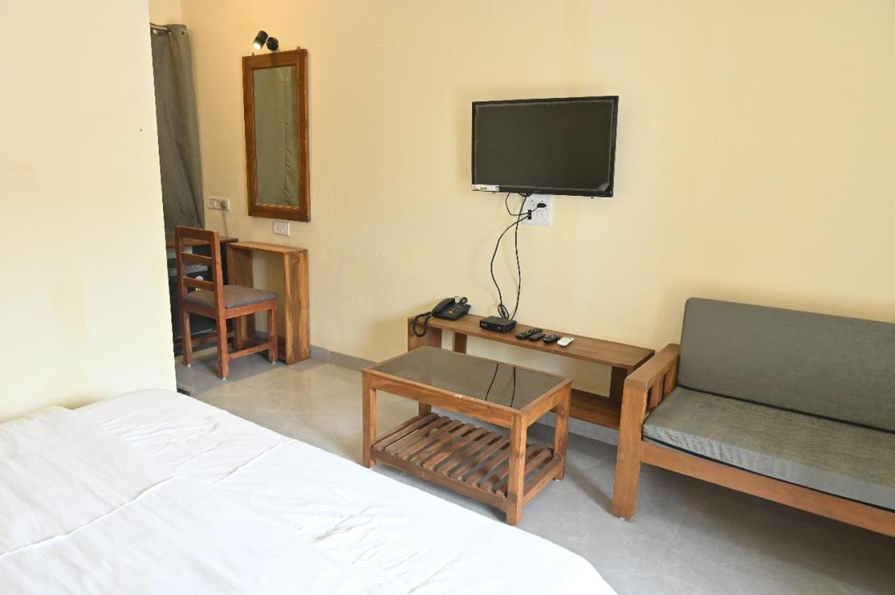 Shiv Parvati - 5 Bhk In Hotel 3*