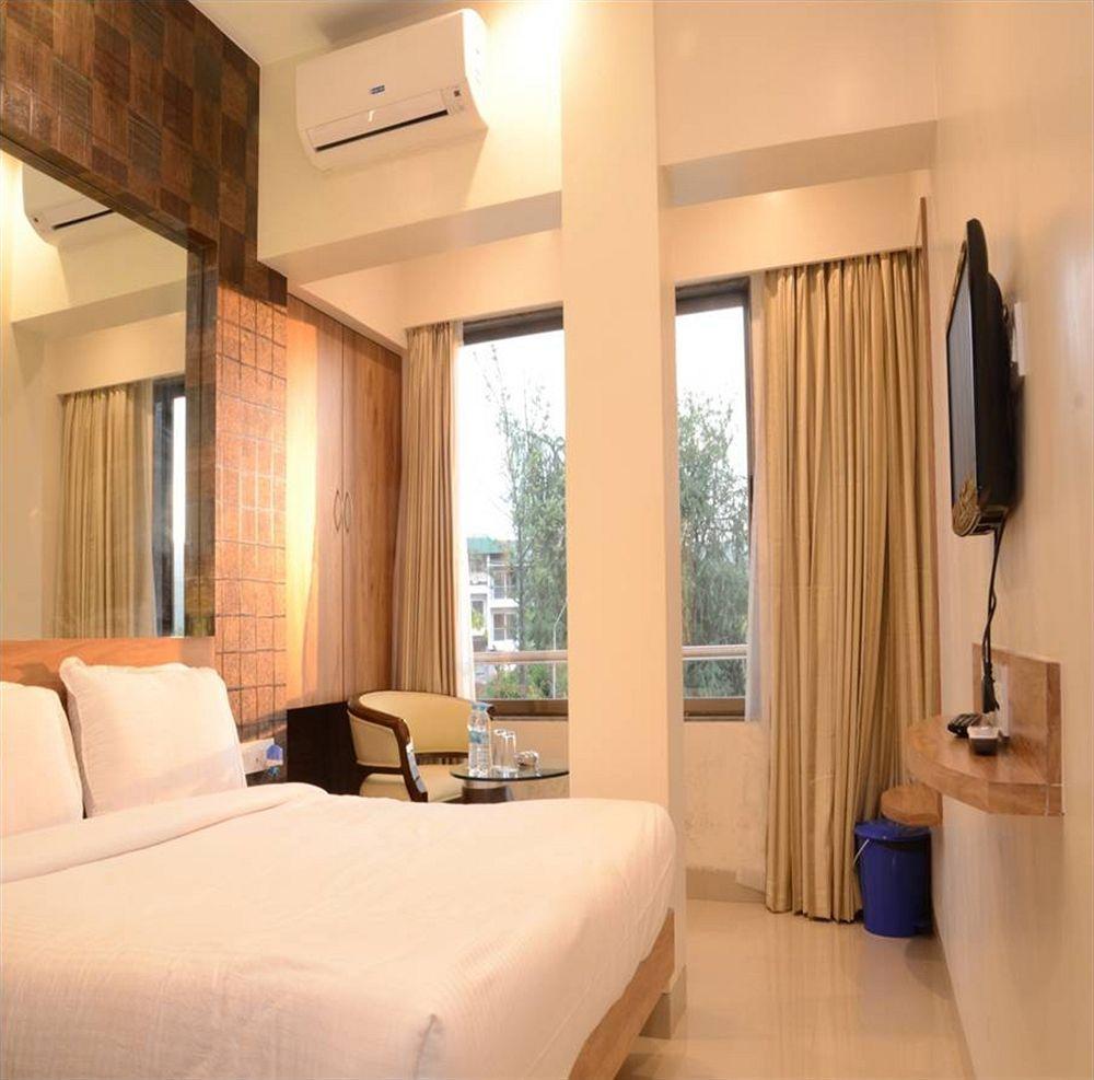 United 21 Resort- 3*