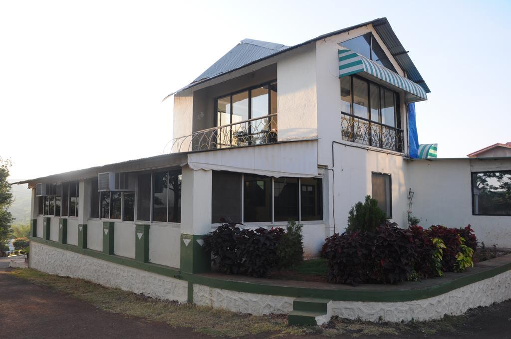 United 21 Resort- Mahabaleshwar