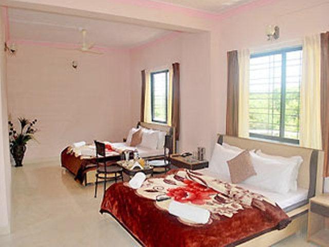 Krishna Continental Mahabaleshwar