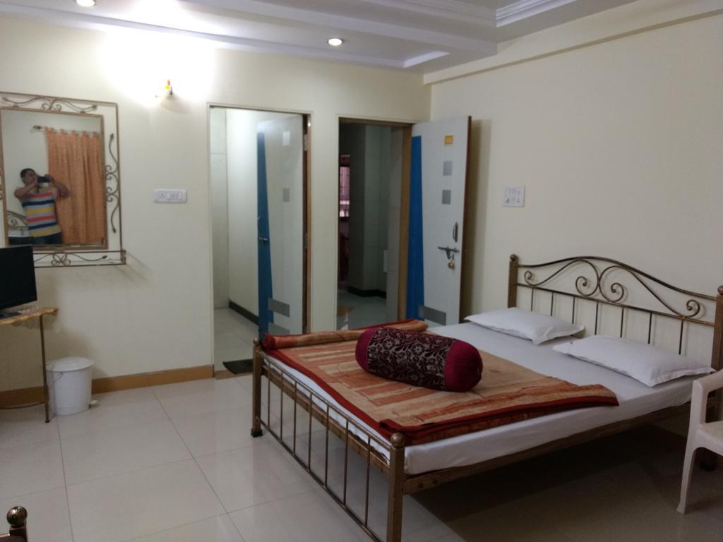 Shanti Palace