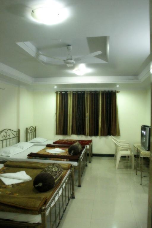 Shanti Palace