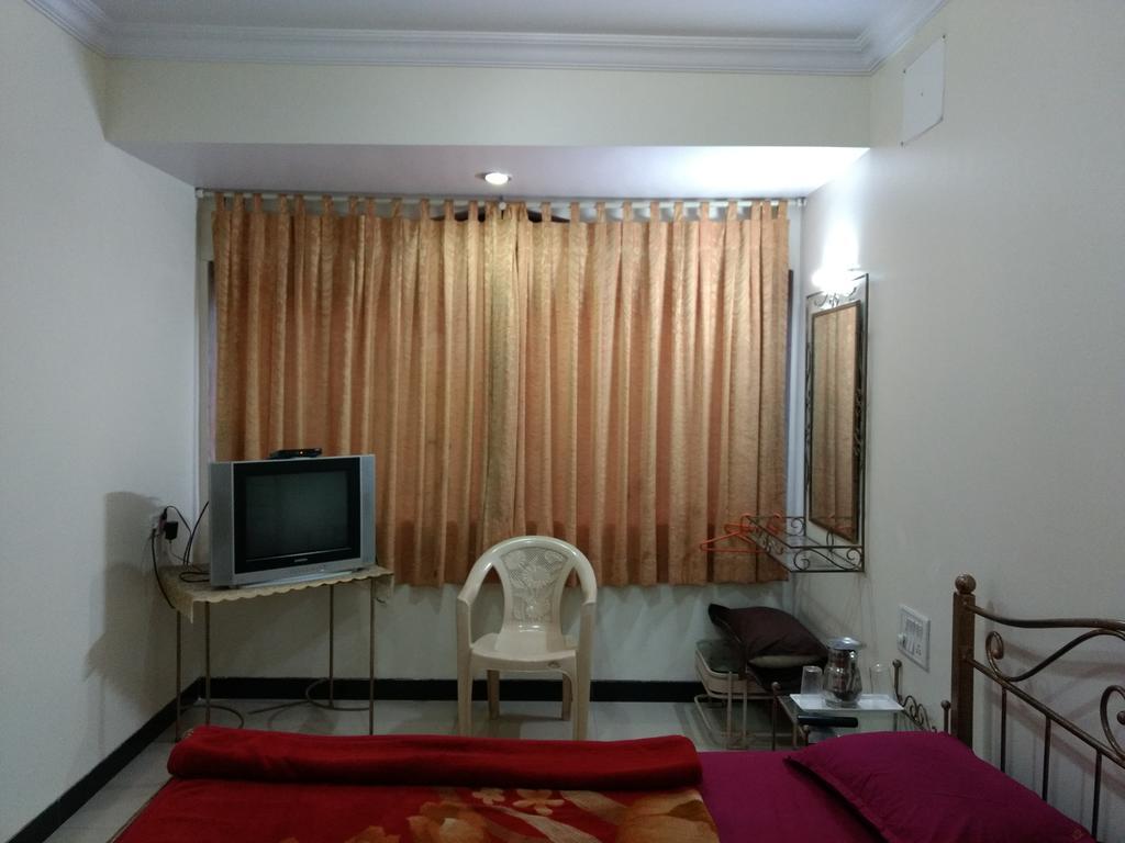 Shanti Palace