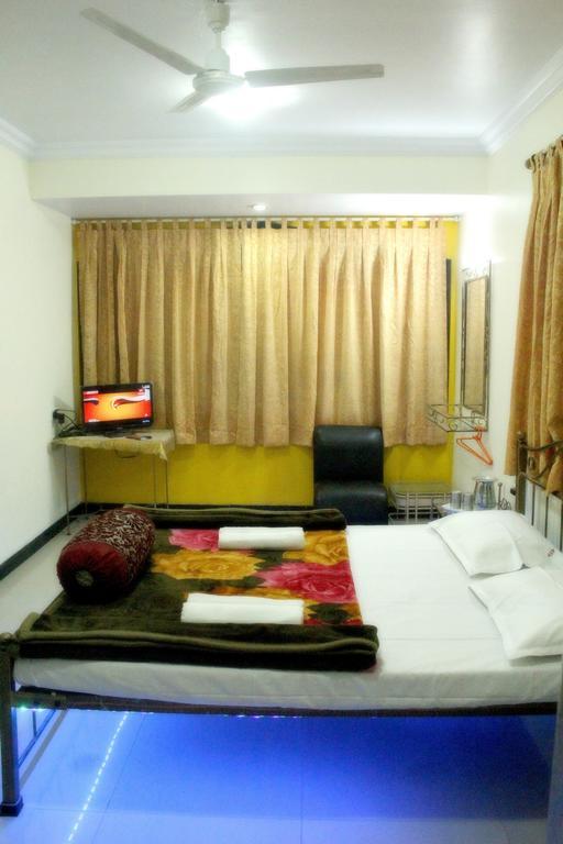Shanti Palace