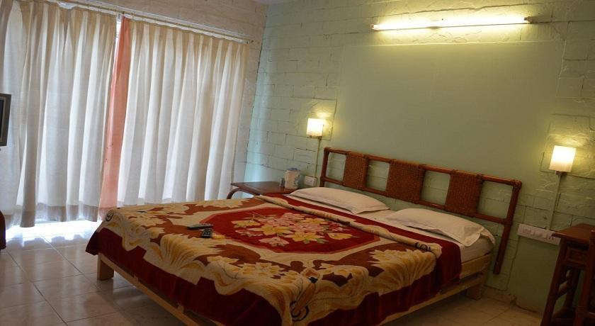 Rahil International Hotel 3*