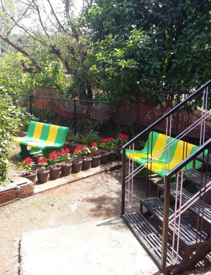 Hotel Shraddha Swaraj Farmhouse 3*