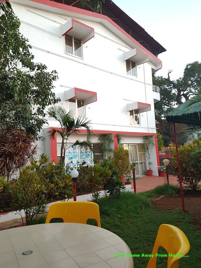 Stone House Hotel *