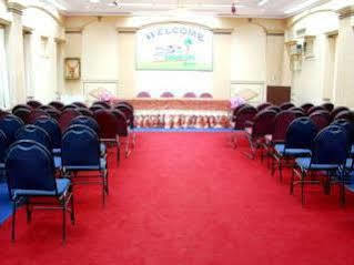 Ishwar Hotel *