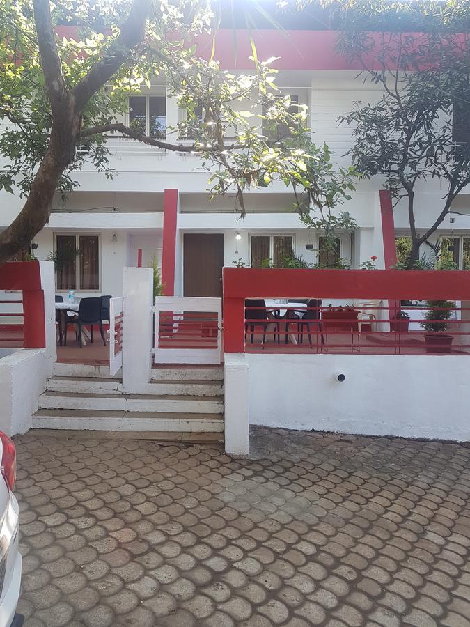 Stone House * Mahabaleshwar