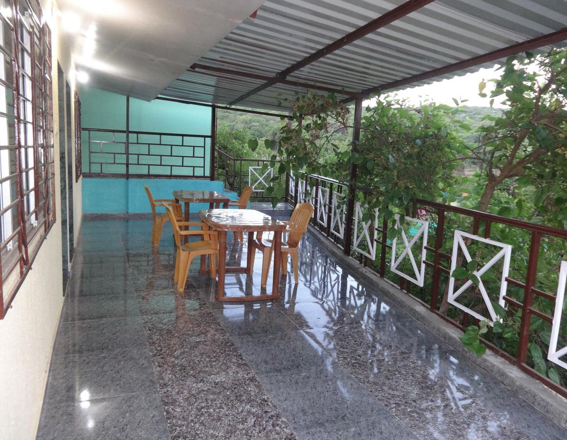 Sai Strawberry Farm House *
