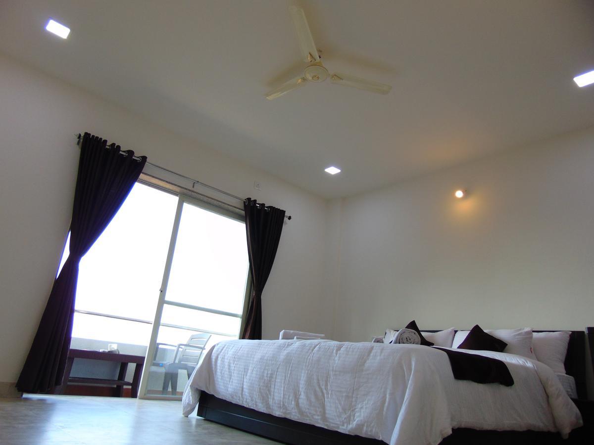 Harmony Palace Hotel *