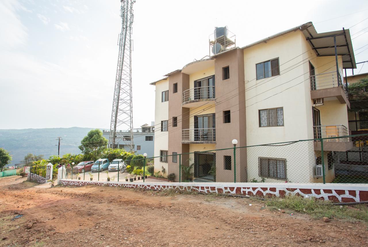 Oyo 11944 Rajat Residency Hotel 3*
