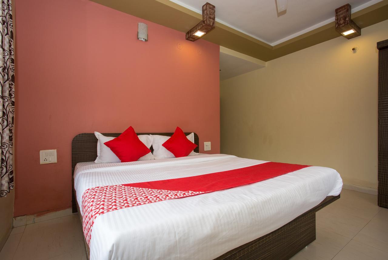 Oyo 11944 Rajat Residency Mahabaleshwar
