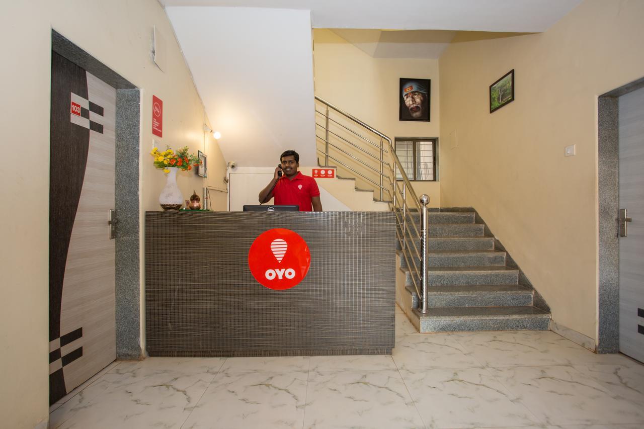 Oyo 11944 Rajat Residency 3*