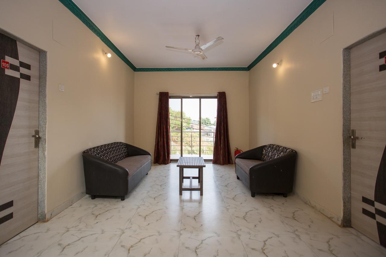 Oyo 11944 Rajat Residency Hotel Mahabaleshwar