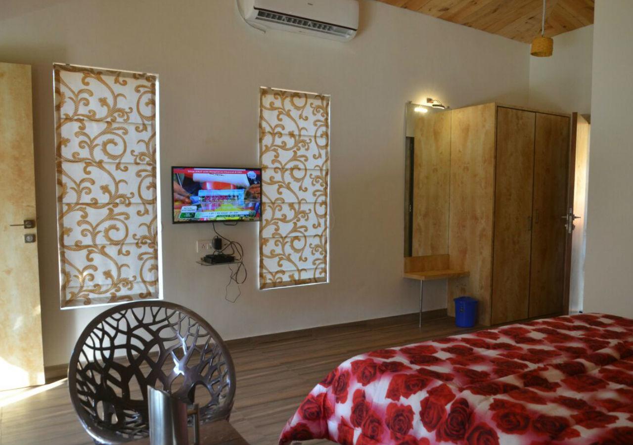 Jungle Valley Agriculture Holiday park Mahabaleshwar