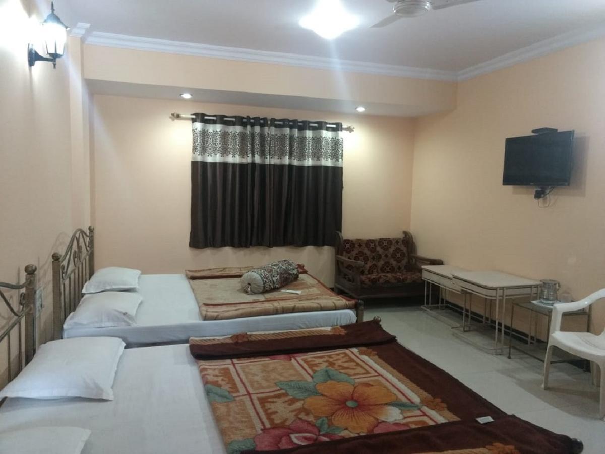 Bed & Breakfast Shanti Palace *