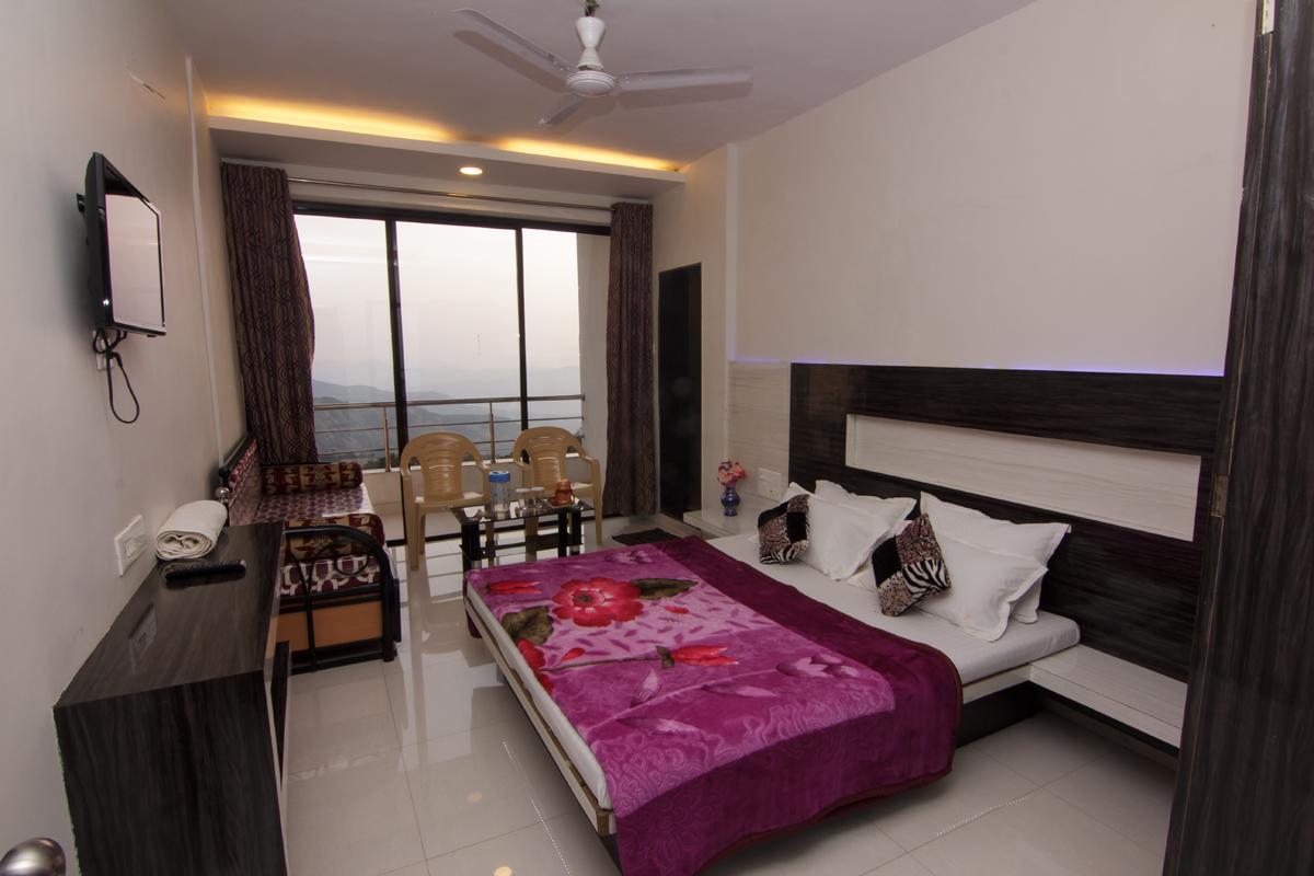 Hotel Vighnaharta Palace