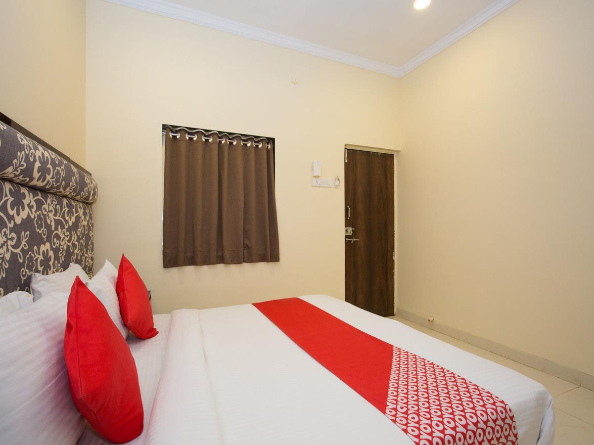 Oyo 12249 Meghna Food 3*