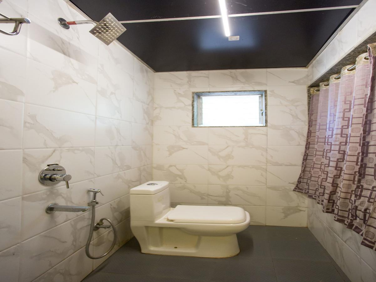 Hotel Oyo 12249 Meghna Food 3*