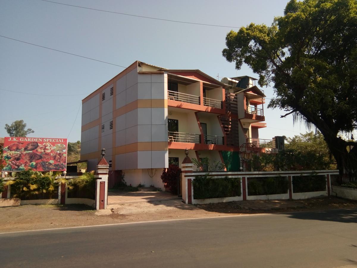 Jk Hotels *