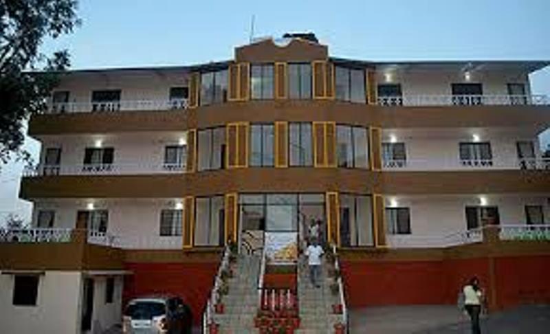 Krishna Continental Hotel 2*