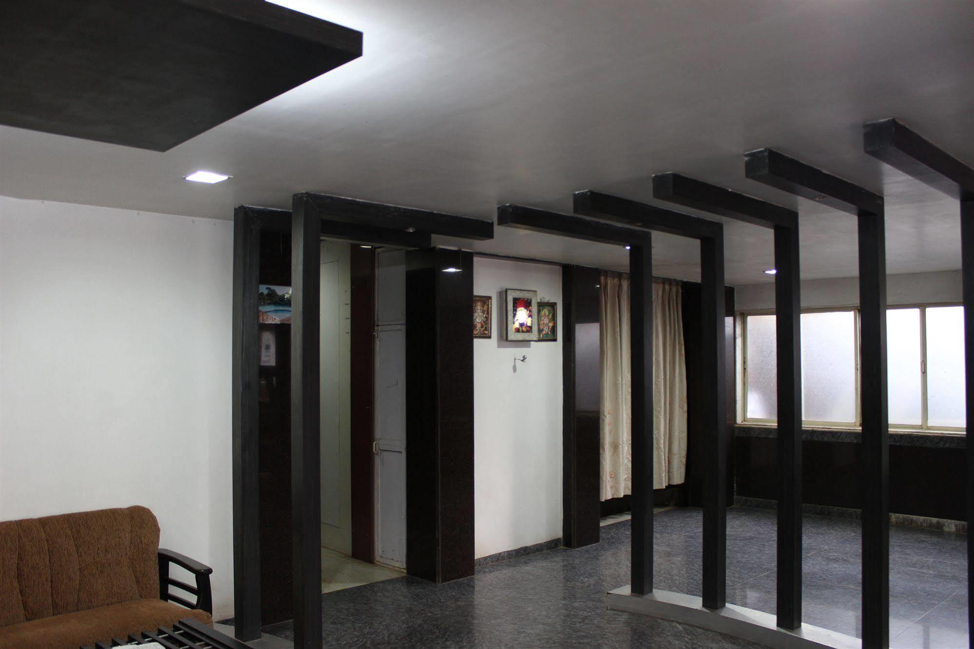 Hotel Sunny Mid-Town Mahabaleshwar