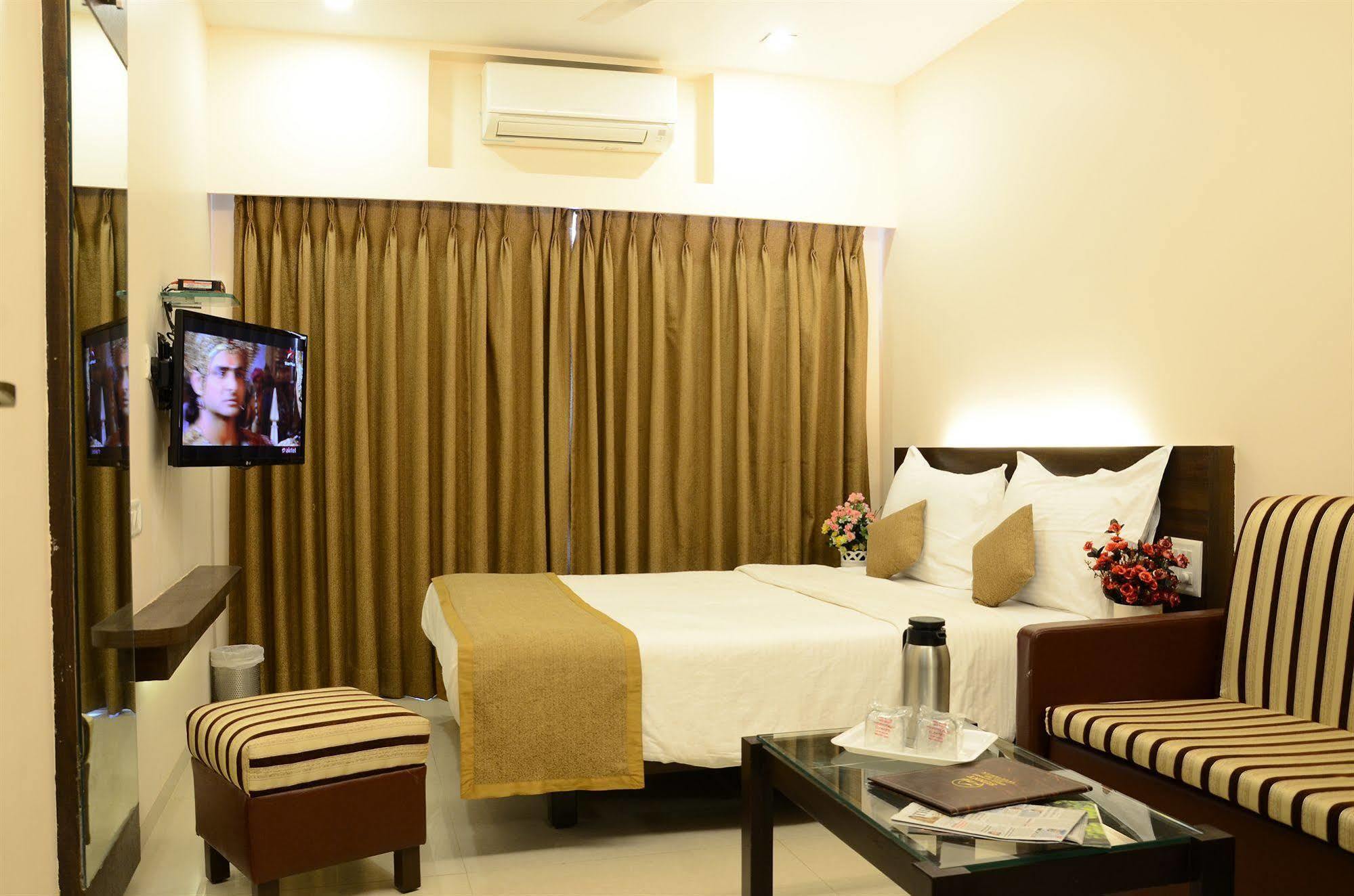 Sunny International Hotel Mahabaleshwar