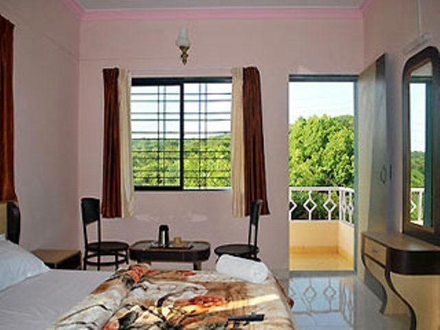 Krishna Continental Hotel Mahabaleshwar