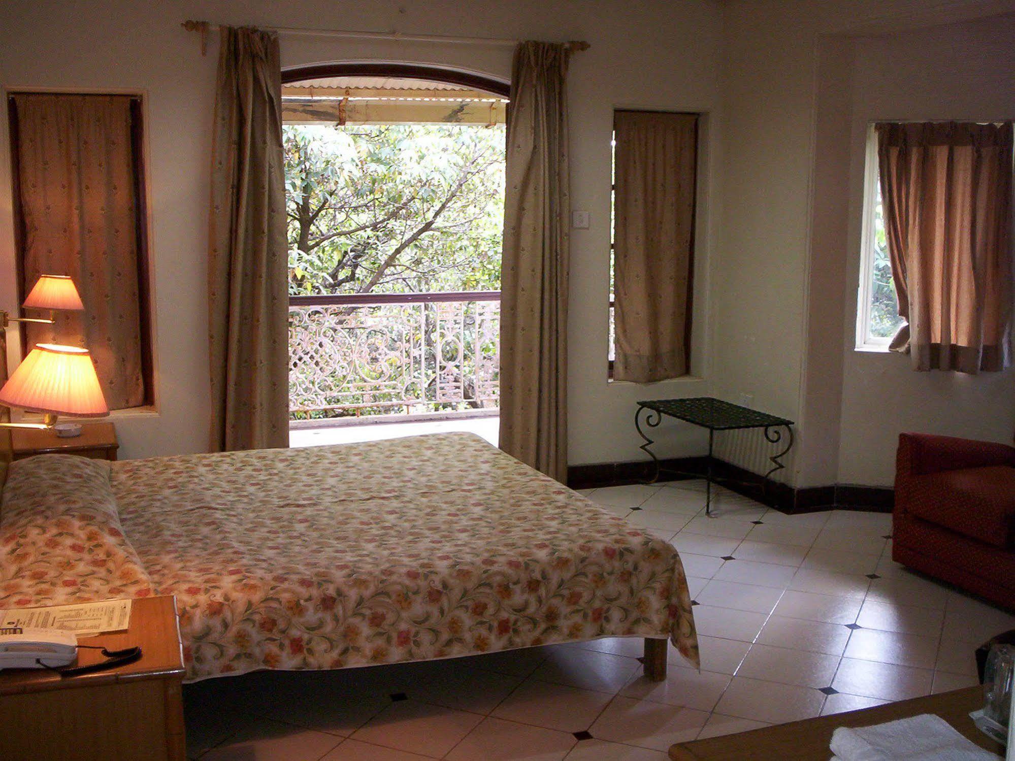 Club Mahindra Sherwood Resort 4*