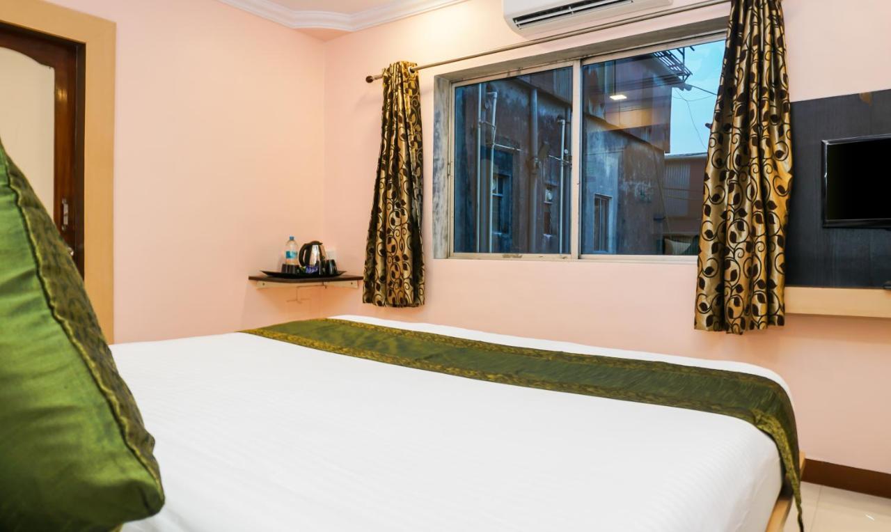Hotel Treebo Hillway Main Market