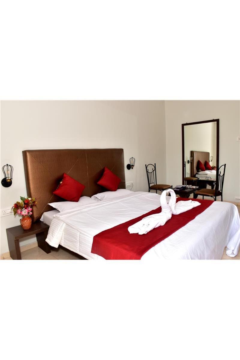 Vimal Holidays Resort