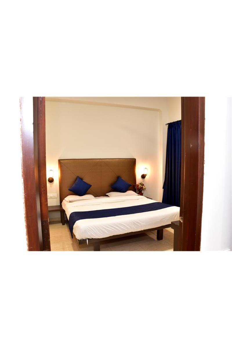 Vimal Holidays 3*