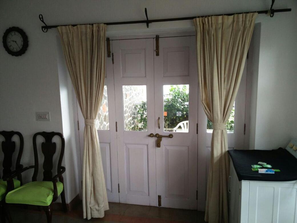 Lake View Homestay
