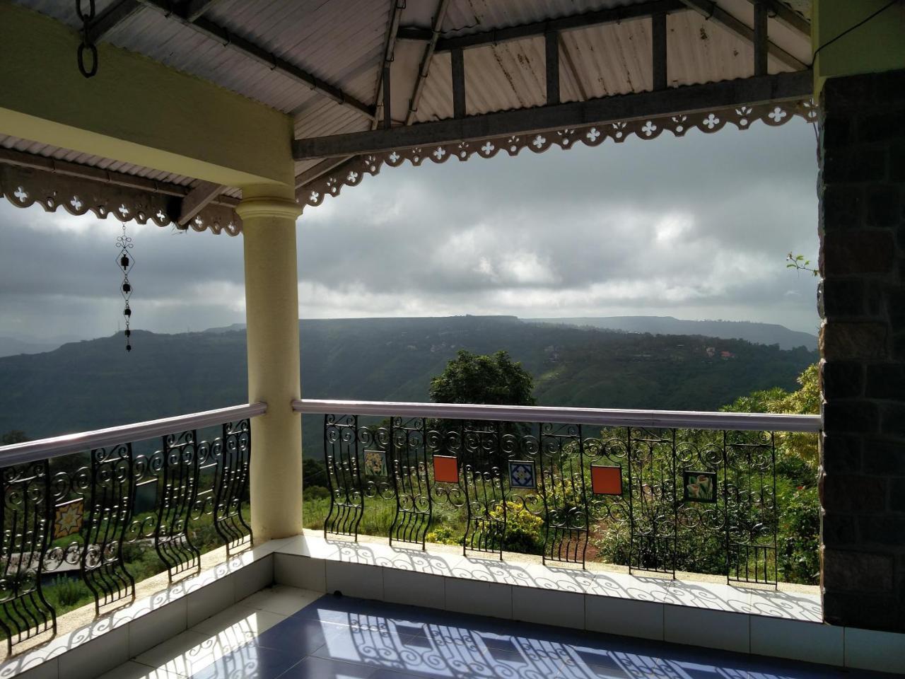 Lake View * Mahabaleshwar