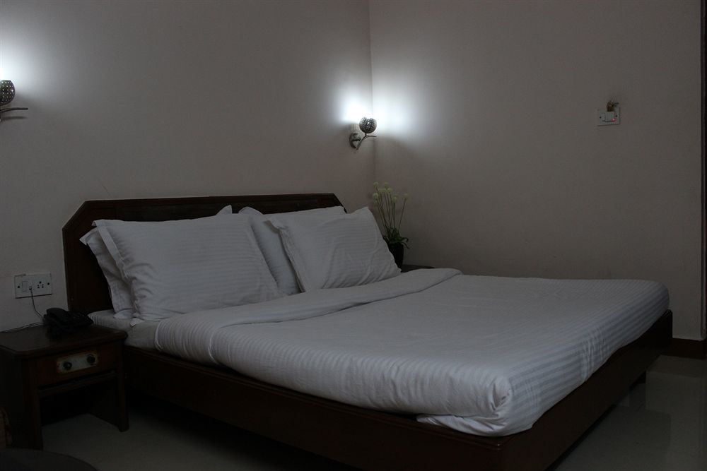 Hotel Sunny Mid-Town 2* Mahabaleshwar