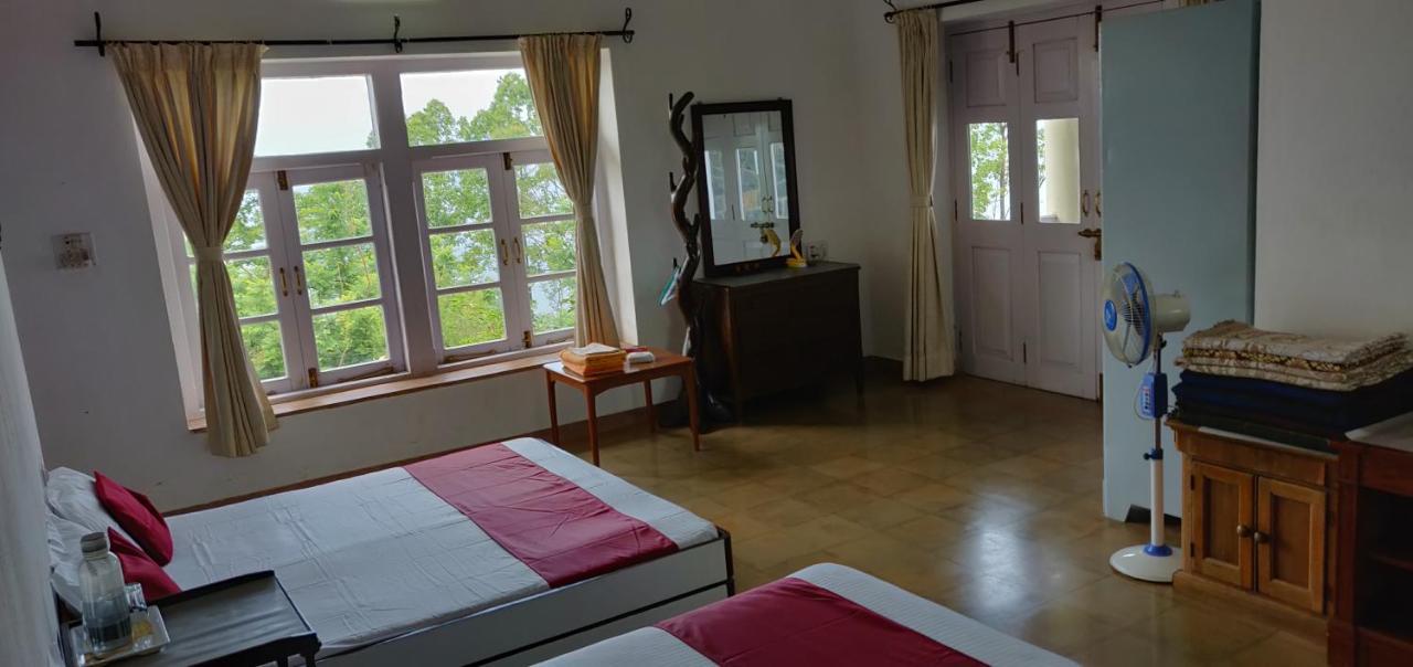 Lake View Homestay