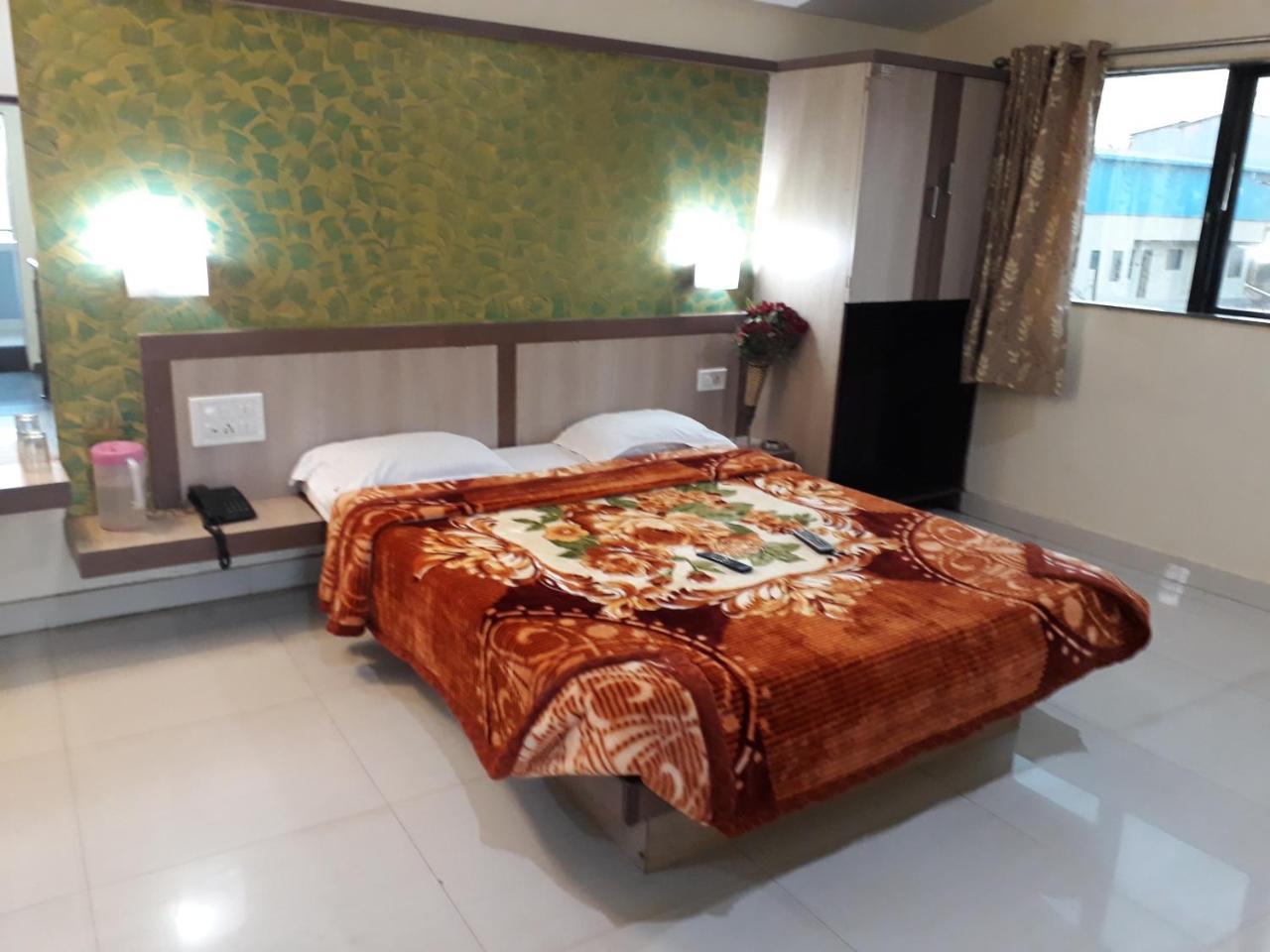 Sunrise Hotel