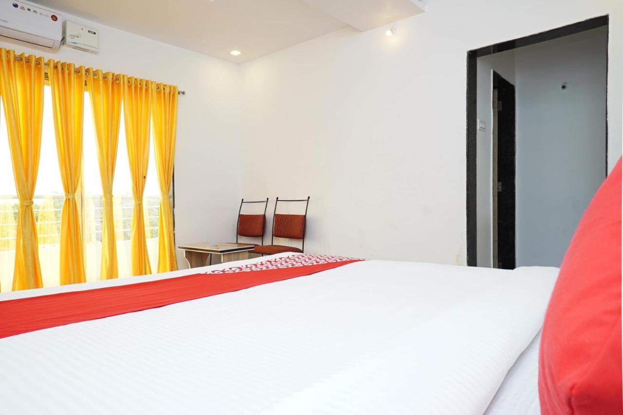 Oyo 18730 Galaxy Mahabaleshwar