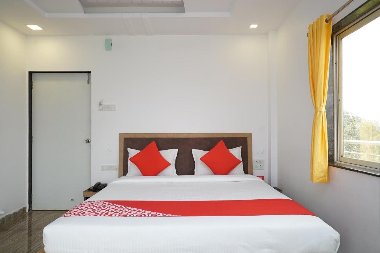 Oyo 18730 Galaxy 3* Mahabaleshwar