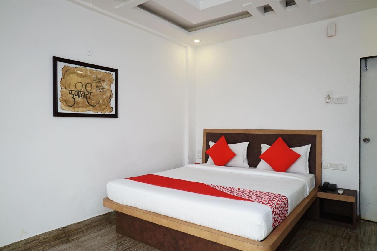 Hotel Oyo 18730 Galaxy 3*