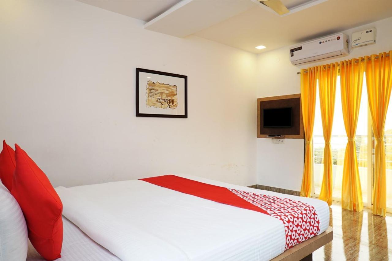 Oyo 18730 Galaxy Hotel Mahabaleshwar