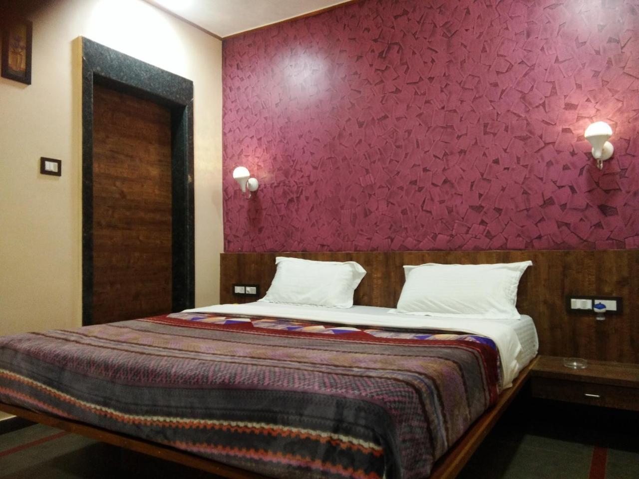 Hotel Matoshree Bungalow And Cottages Mahabaleshwar
