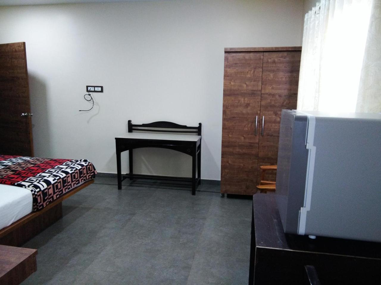 Matoshree Bungalow And Cottages 5*