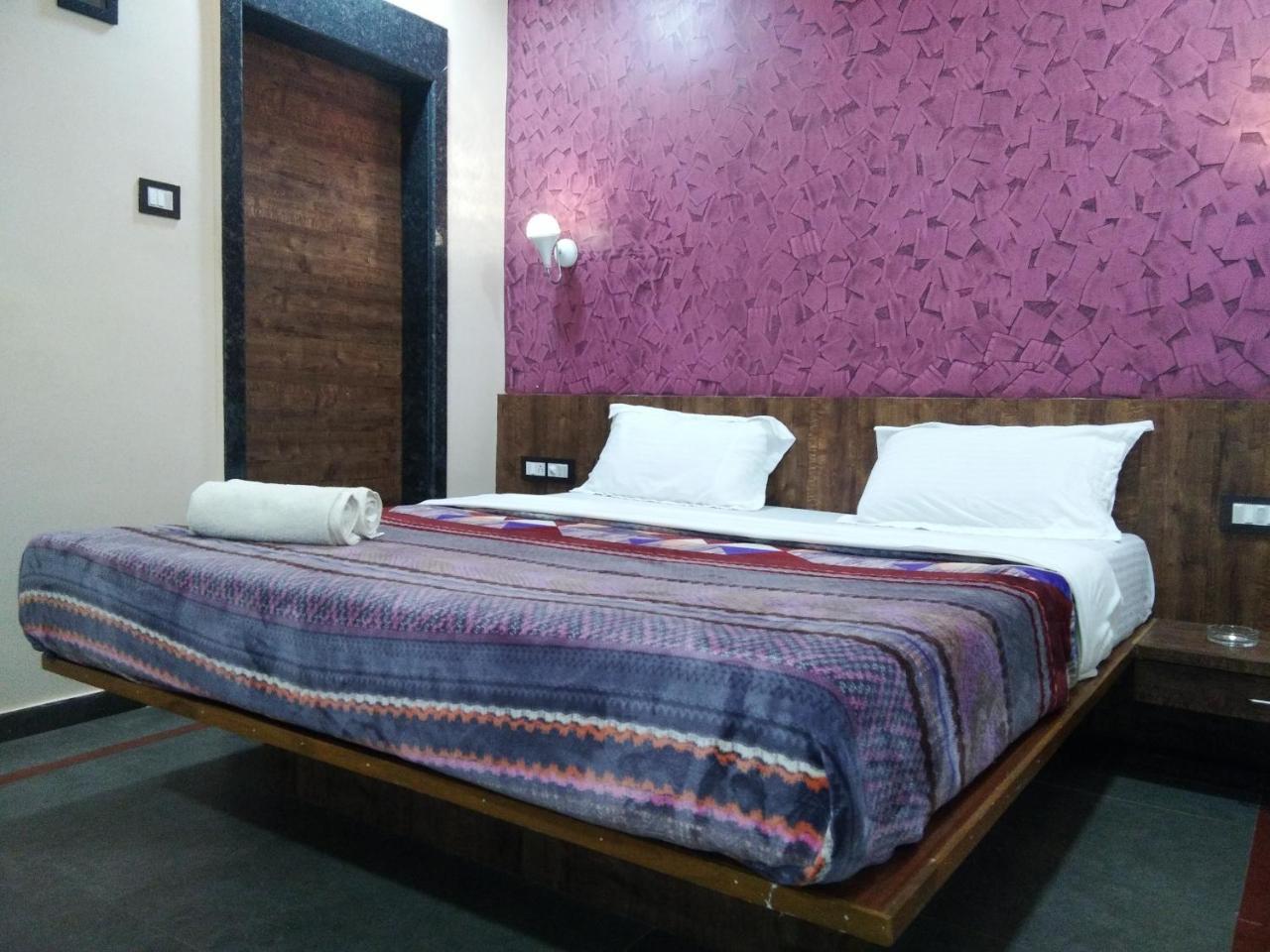 Matoshree Bungalow And Cottages Hotel