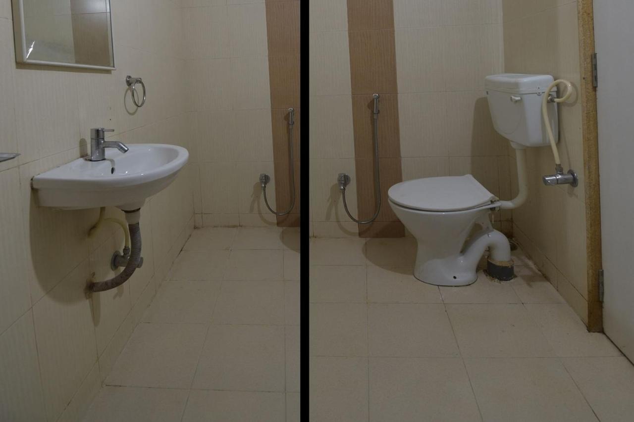 Hotel Oyo 23516 Laxmi 3*
