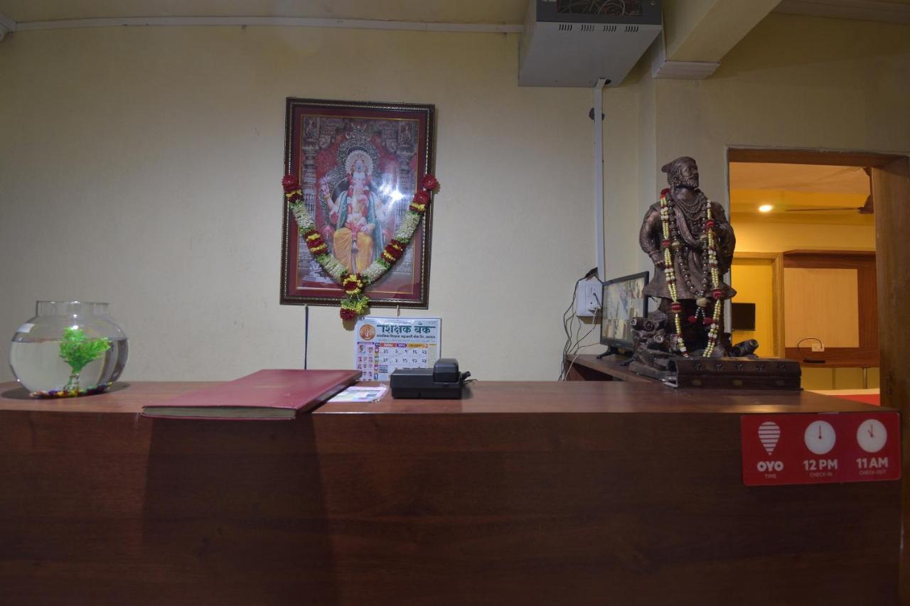 Oyo 23516 Laxmi Hotel 3*